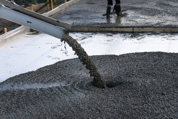 Best Custom Concrete Contractor  in Alta Sierra, CA